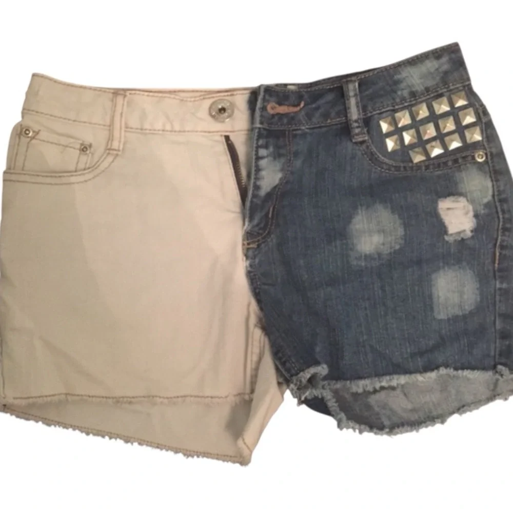 Girls Sz 14 distressed multi color two toned jean shorts embellished studs .
